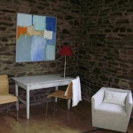 Apartment 105 M2 Grosse In Monschau, Direkt Am Oberlauf Der Rur Liegend Auf Drei Ebenen