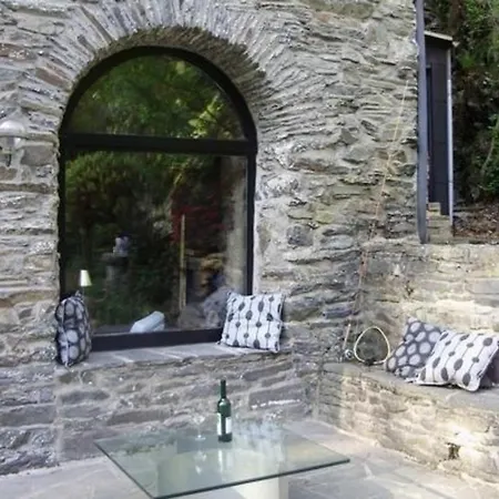 Apartment 105 M2 Grosse In Monschau, Direkt Am Oberlauf Der Rur Liegend Auf Drei Ebenen